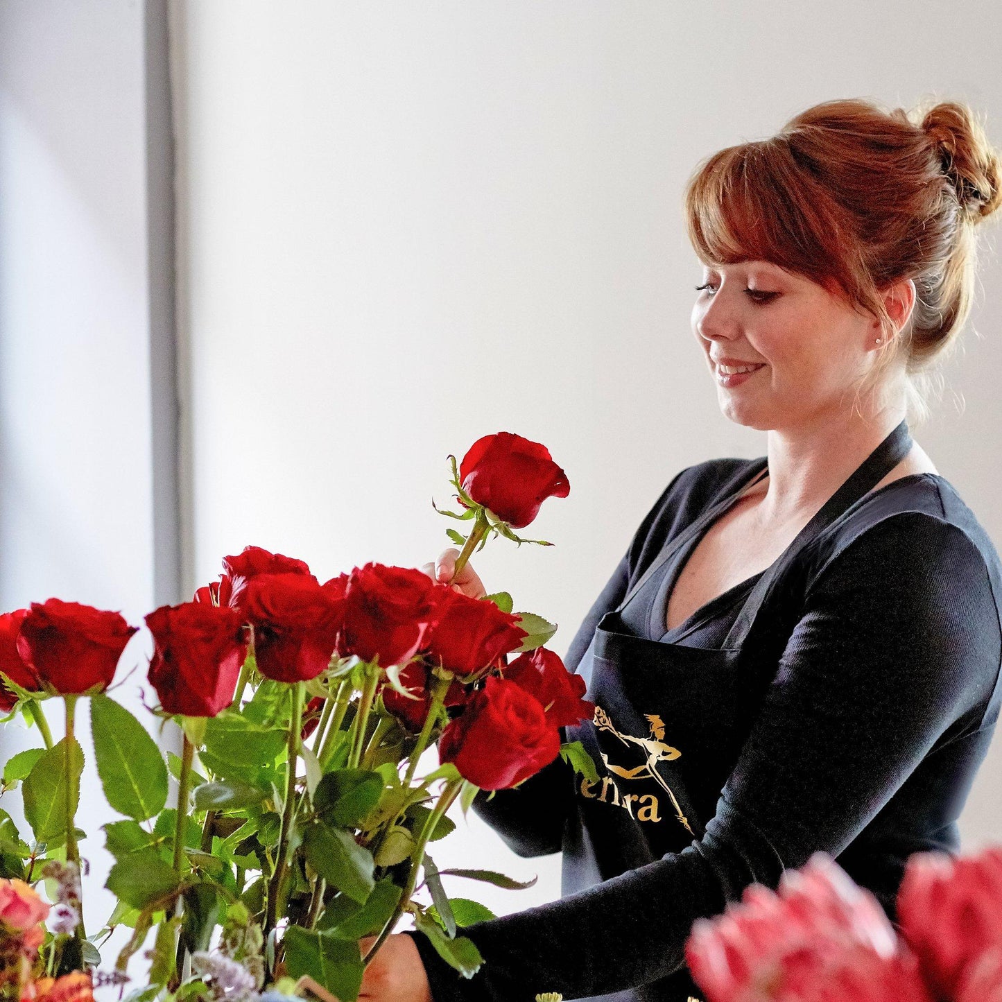 Luxury 12 Red Roses