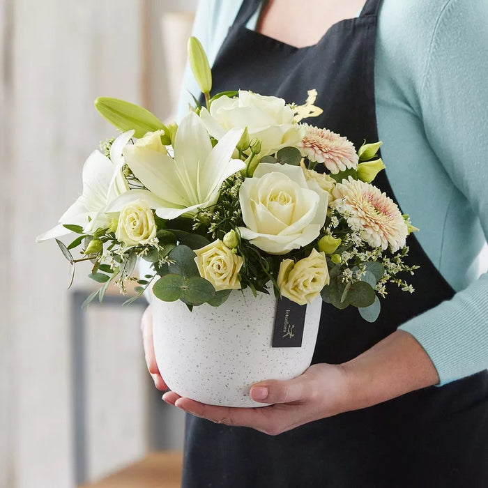 Neutrals arrangement made with the finest flowers – Newlands Flower Boutique