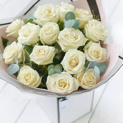 Beautifully Simple White Rose Bouquet – Newlands Flower Boutique