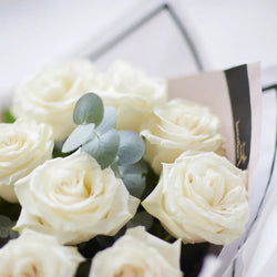 Beautifully Simple White Rose Bouquet – Newlands Flower Boutique