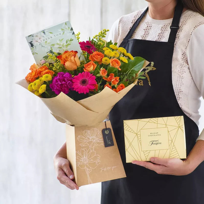 Thank You gift set with chocolates and card – Newlands Flower Boutique