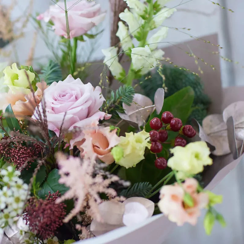 
                  
                    Luxury Winter Trending Bouquet Classic/C23
                  
                