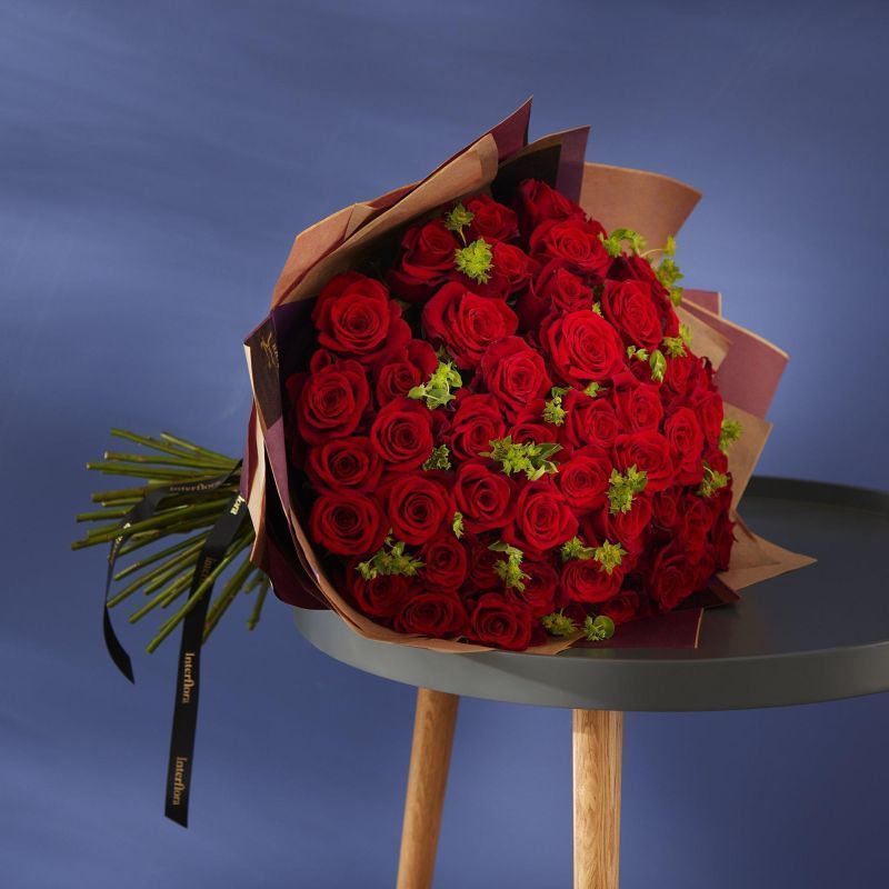 
                  
                    Dazzling 50 Large-headed Red Rose Valentine's Bouquet
                  
                
