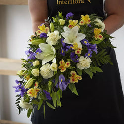 Lemon and Blue Spray – Newlands Flower Boutique