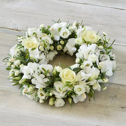 Opulent White Wreath – Newlands Flower Boutique
