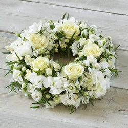 Opulent White Wreath – Newlands Flower Boutique
