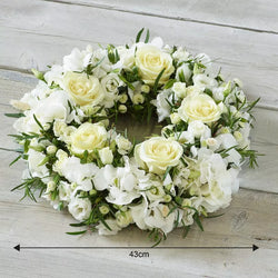 Opulent White Wreath – Newlands Flower Boutique
