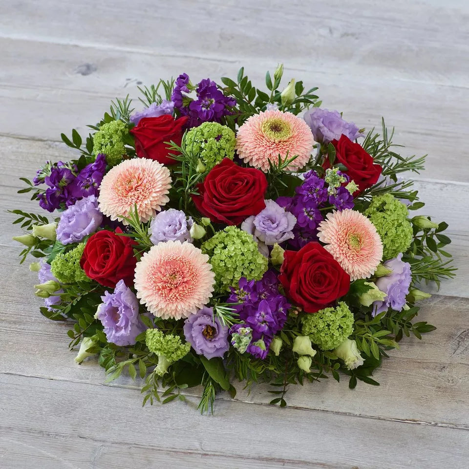 Rose and Germini Posy – Newlands Flower Boutique