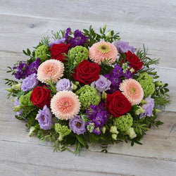 Rose and Germini Posy – Newlands Flower Boutique