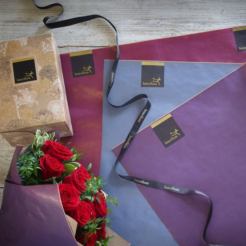 
                  
                    Romantic Magnificent Mix
                  
                