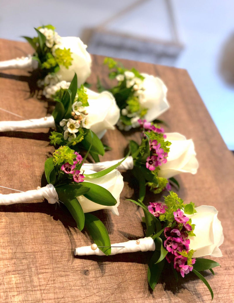 Buttonholes & corsages